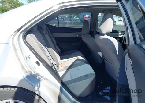 2017 Toyota Corolla Le z USA, uszkodzony, nr VIN 2T1BURHE7HC770358